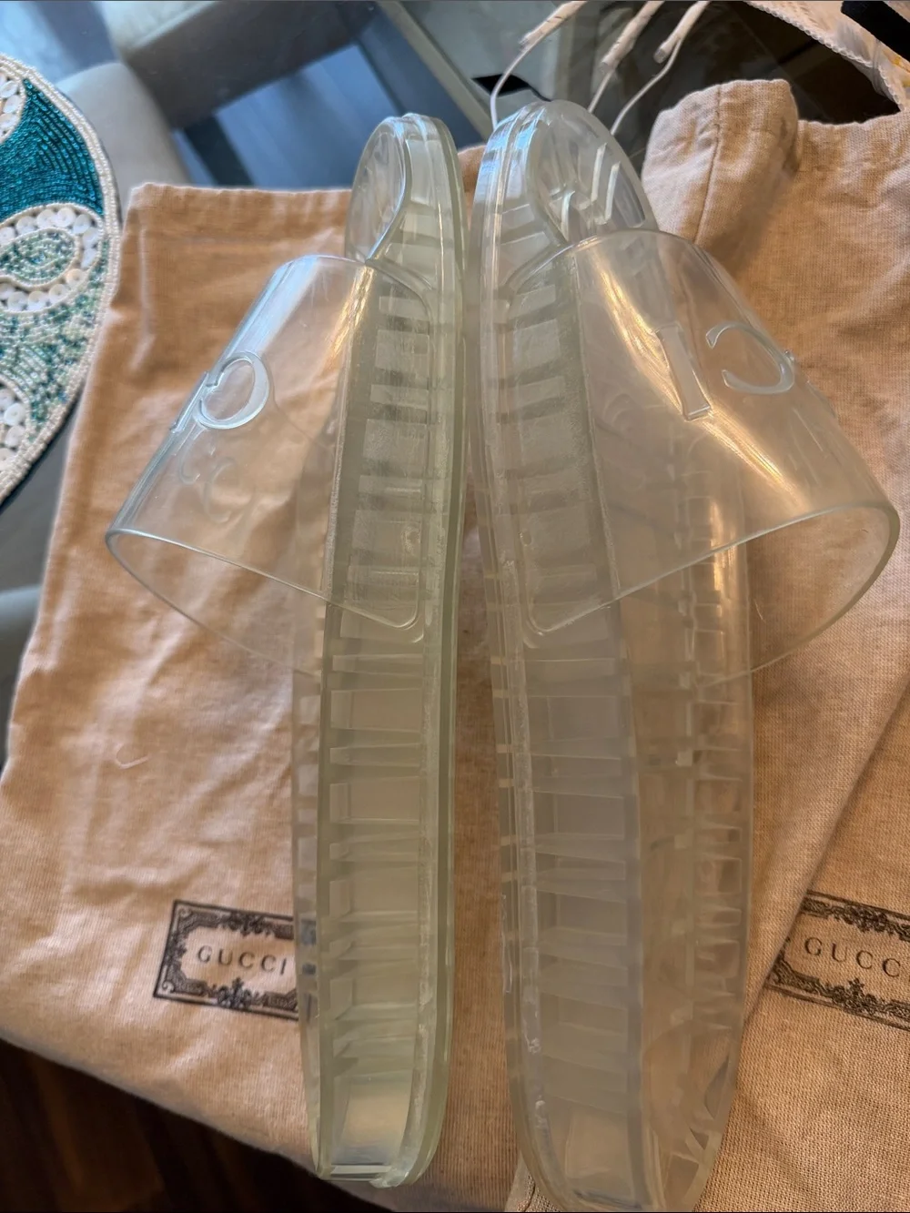 Gucci Pursuit Mens Transparent Jelly Slides dust bags/box (not original box)
